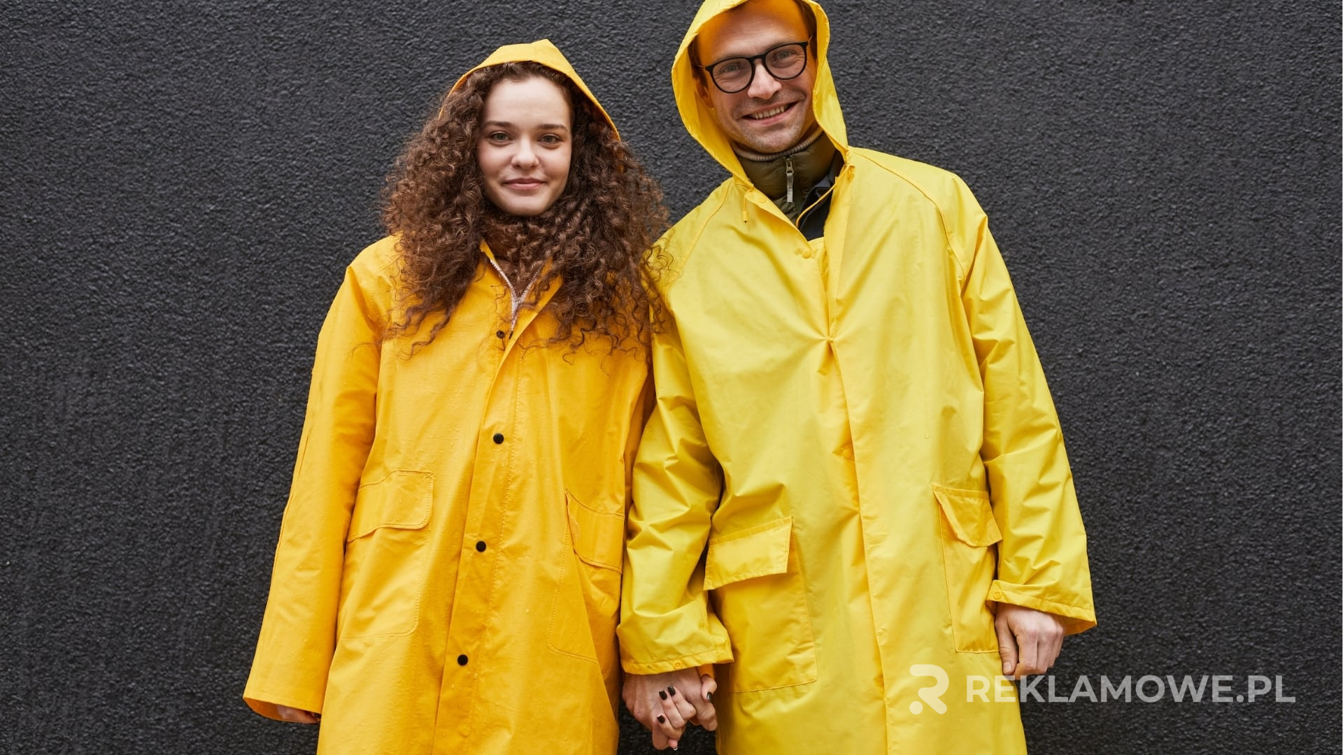 Peleryna reklamowa z logo firmy